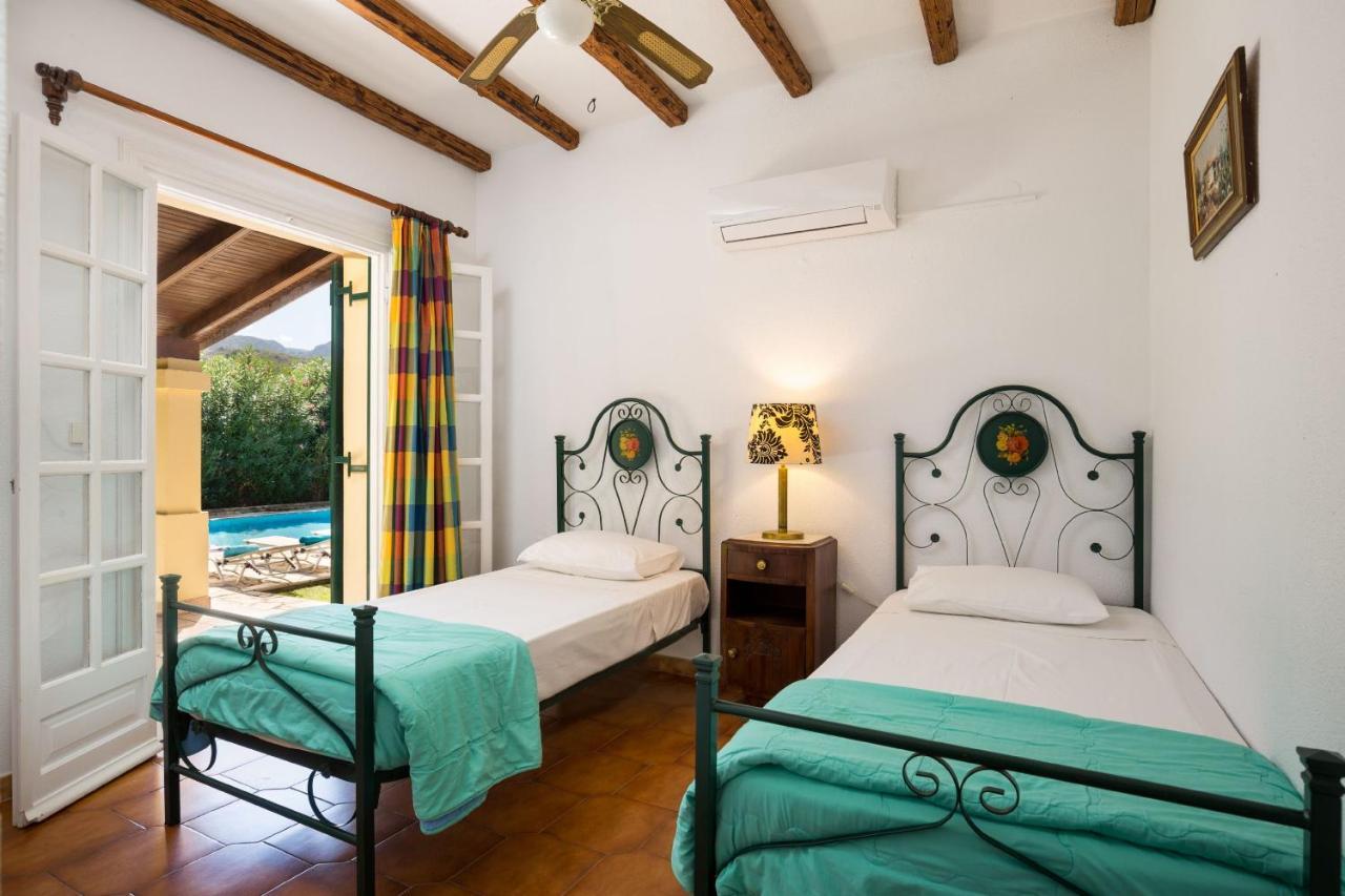 Villa Angelos Acharavi  Eksteriør billede